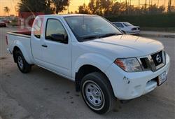 نيسان فرونتر